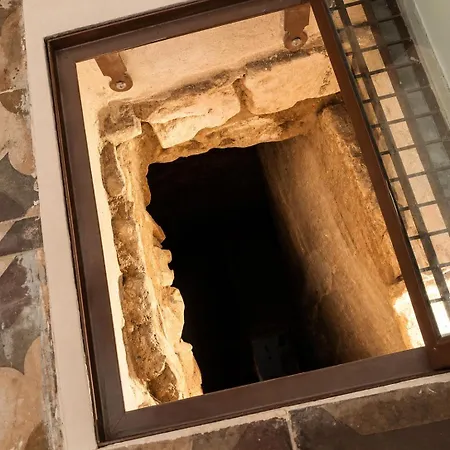 Paralleli Πανσιόν 3*